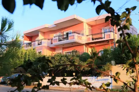Melina's House, Kato Stalos