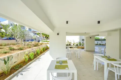 Elia Kalamaki Hotel, Kalamaki
