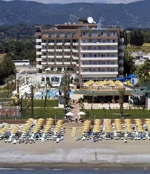 Holiday Garden Resort, Okurcalar