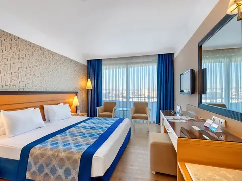 Porto Bello Hotel, Konyaalti