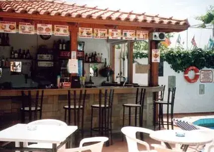 Galini Apartments, Analypsi
