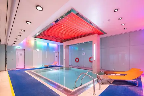 Dubai International Hotel, Al Garhoud en Festival City