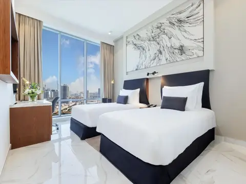 Holiday Inn Dubai Jumeirah Village Circle by IHG, Dubailand en Sports City
