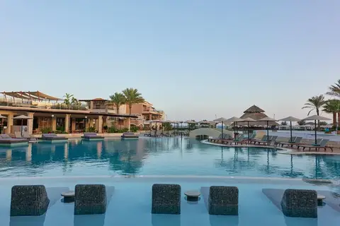 Atlantica Caldera Palace, Analypsi