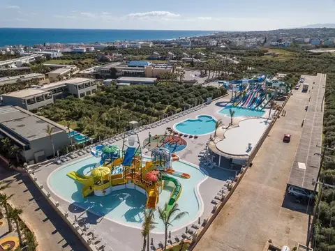 Stella Palace Aquapark Resort, Analypsi