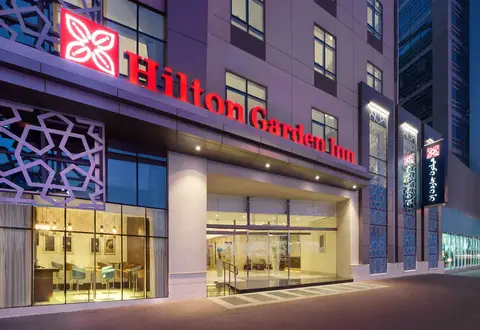 Hilton Garden Inn Dubai Deira, Deira