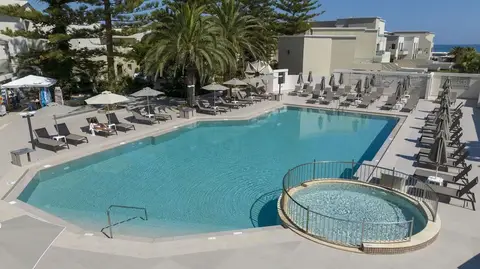 Vantaris Luxury Beach Resort, Kavros
