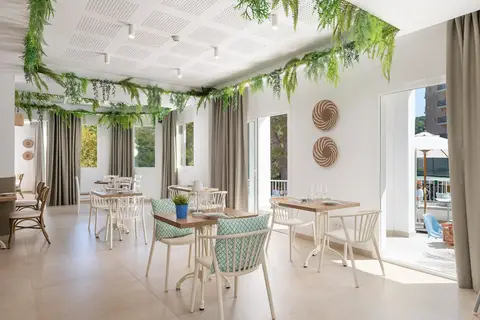 Villa Real Club Apartments, Camp de Mar
