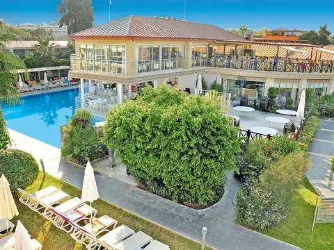 Sun Club Side, Side