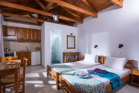 Rena Apartments, Gouves