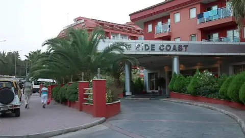 Club Side Coast Hotel, Colakli