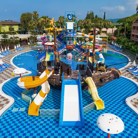 Lonicera World, Türkler
