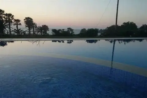 Hotel Babis, Skaleta