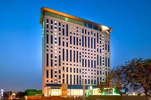 Holiday Inn & Suites Dubai Festival City, Al Garhoud en Festival City