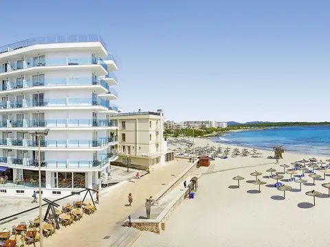 Universal Hotel Perla, S'Illot