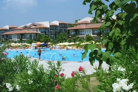 Justiniano Park Conti, Okurcalar