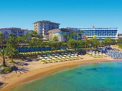 EOS Beach Resort, Türkler