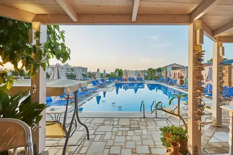 Golden Bay Apartments - Garden Haven, Malia