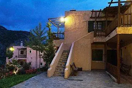 Enagron Cretan Ecotourism Village, Axos