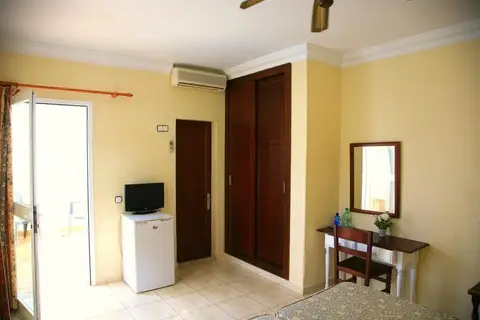 Villa Columbus, Paguera