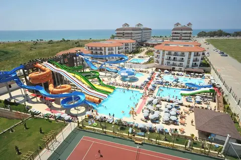 Eftalia Aqua Resort, Türkler