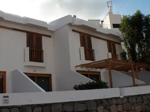 Montecarlo Apartamentos, Puerto Rico