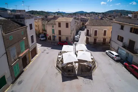 Forn Nou, Arta