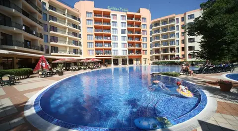 Golden Sands 10, Bur Dubai
