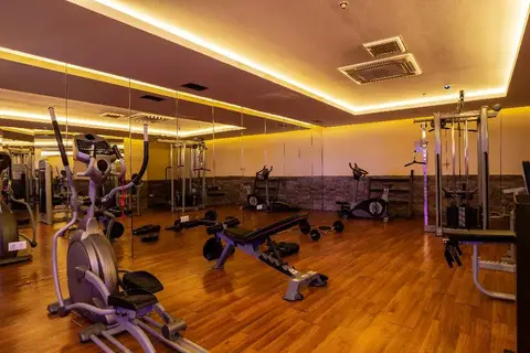 Throne Beach Resort & Spa, Örensehir