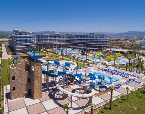 Eftalia Ocean Hotel, Türkler