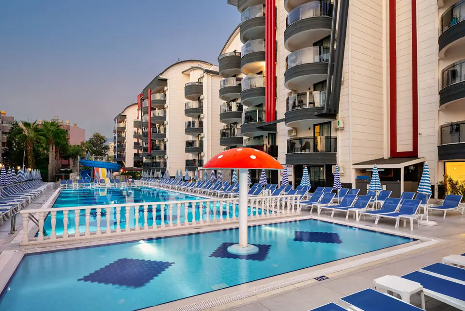 Grand Uysal Beach & Spa, Tosmur