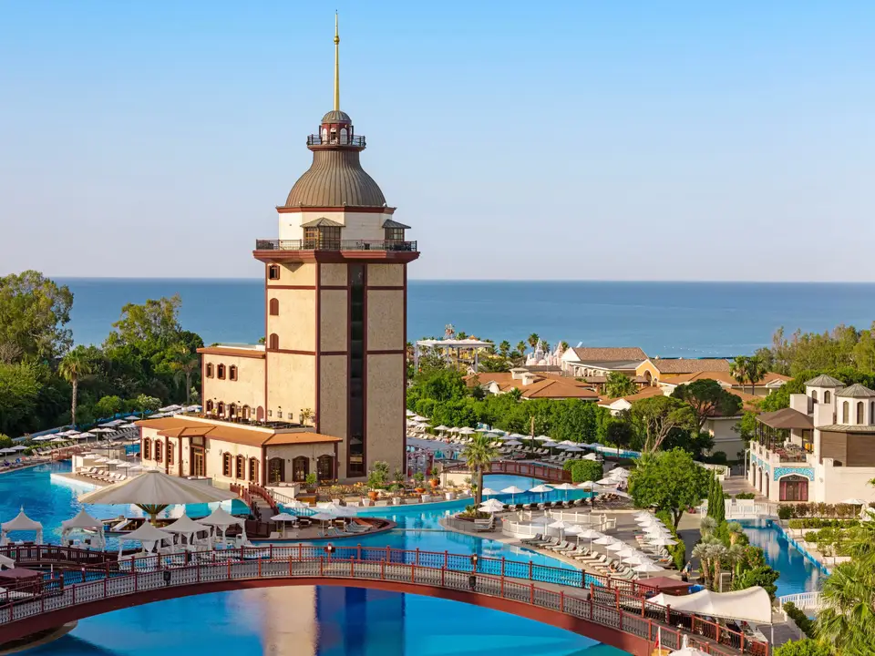 Mardan Palace, Kundu