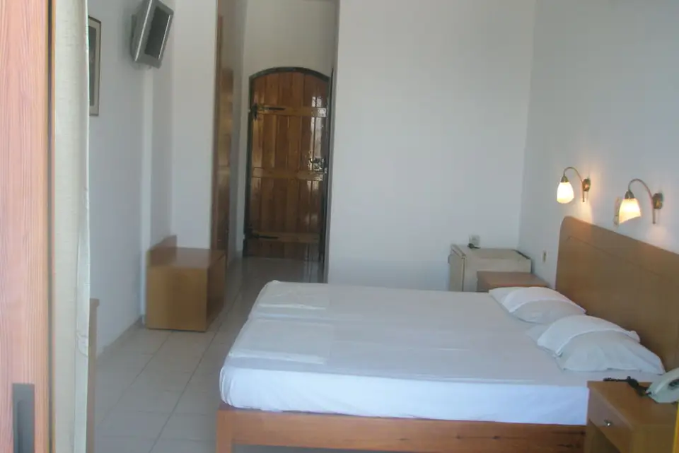 Fly & Go Adonis Hotel, Agia Galini