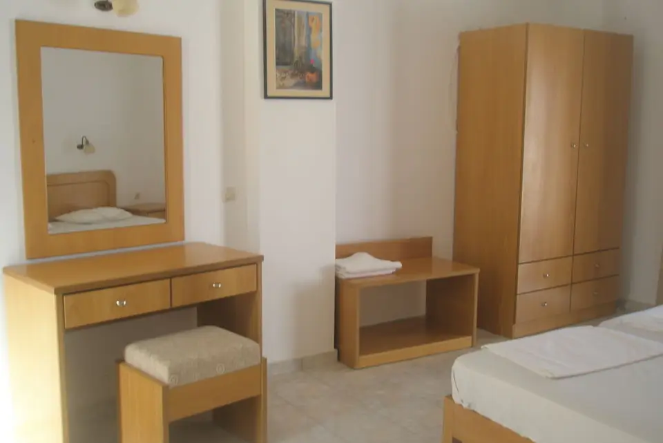 Fly & Go Adonis Hotel, Agia Galini