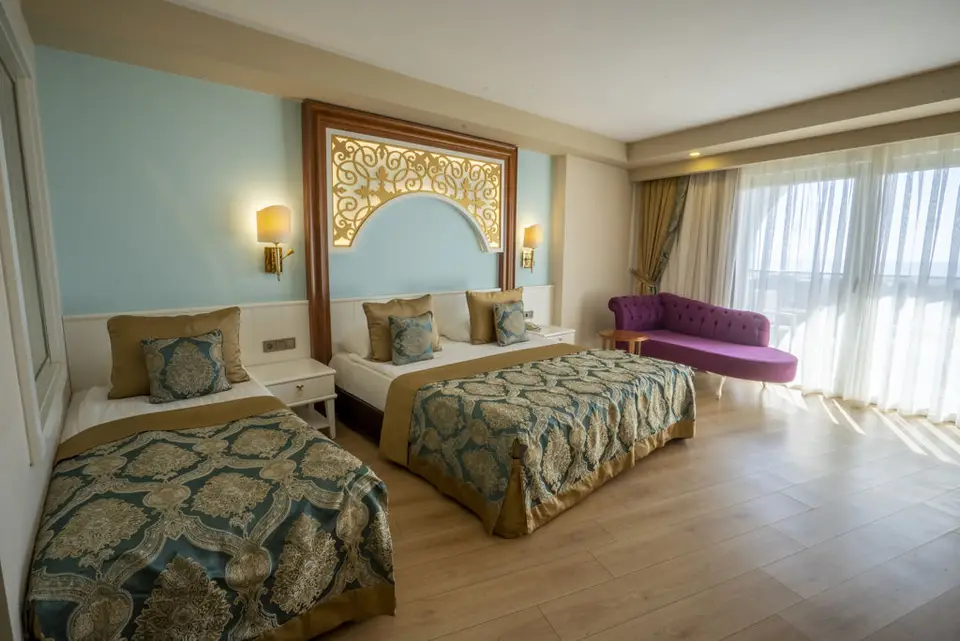 Fly & Go J'adore Deluxe Hotel & Spa, Titreyengöl