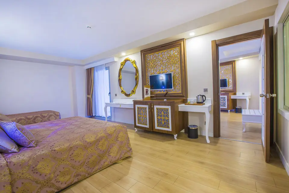 Fly & Go J'adore Deluxe Hotel & Spa, Titreyengöl