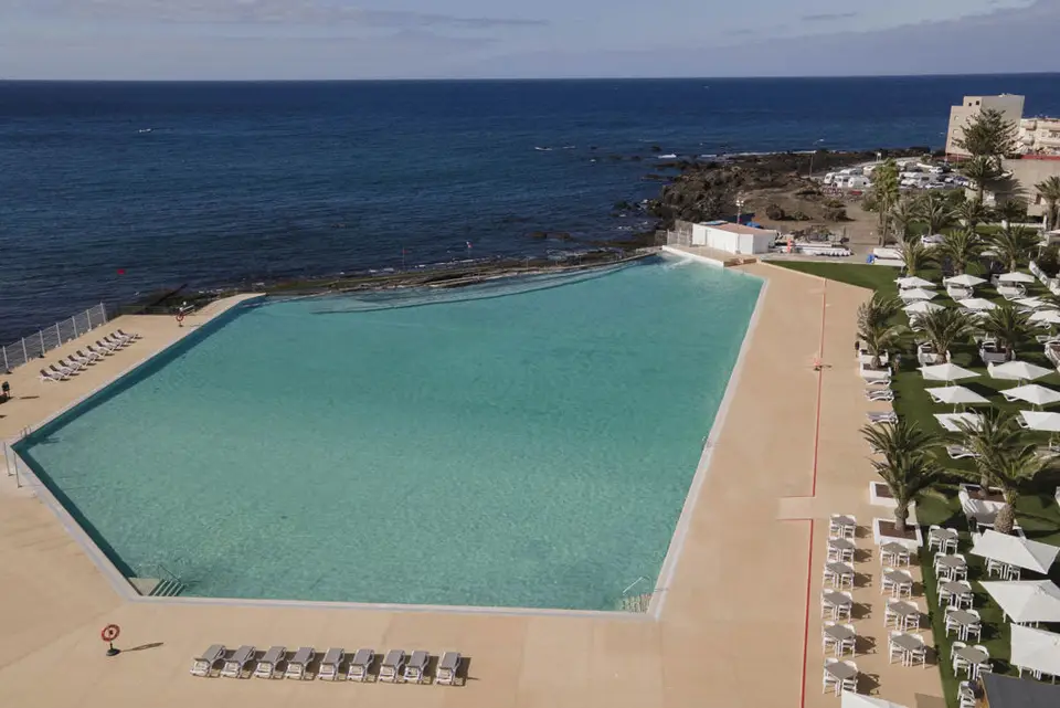 Ona Alborada, Costa del Silencio