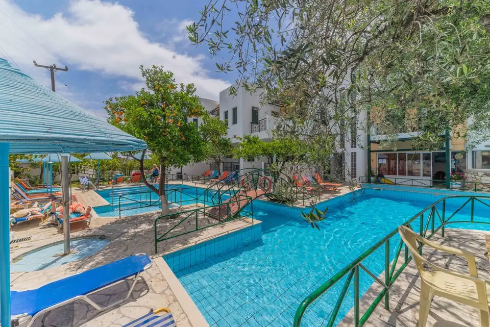Fly & Go Kastro Studios & Apartments, Ierapetra