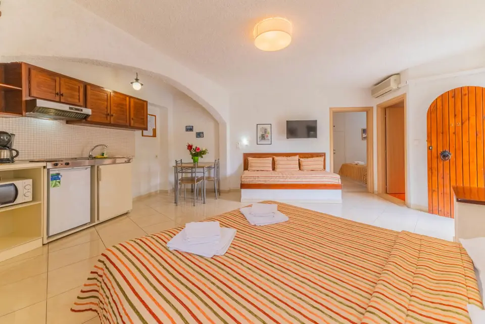 Fly & Go Kastro Studios & Apartments, Ierapetra