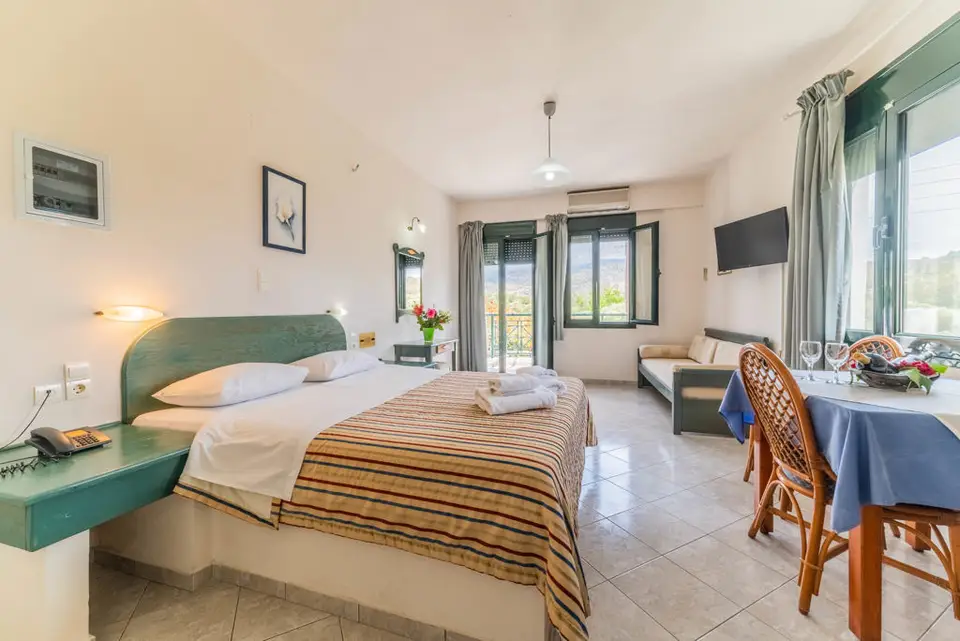 Fly & Go Kastro Studios & Apartments, Ierapetra
