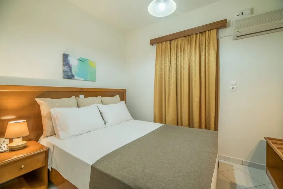 Fly & Go Hiona Holiday Resort, Sitia