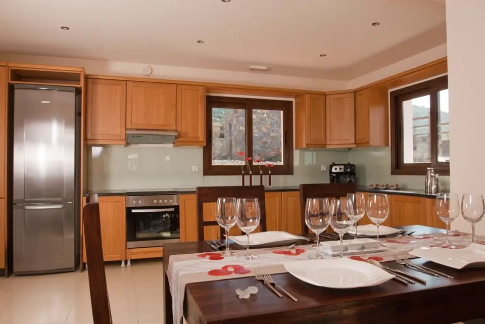 Vasia Villas, Milatos