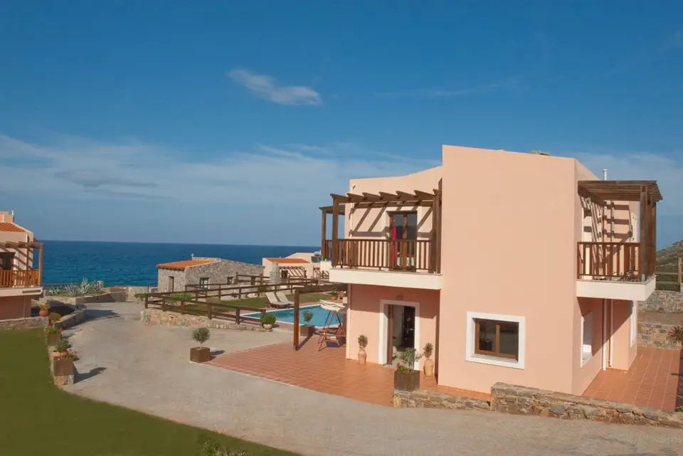 Vasia Villas, Milatos