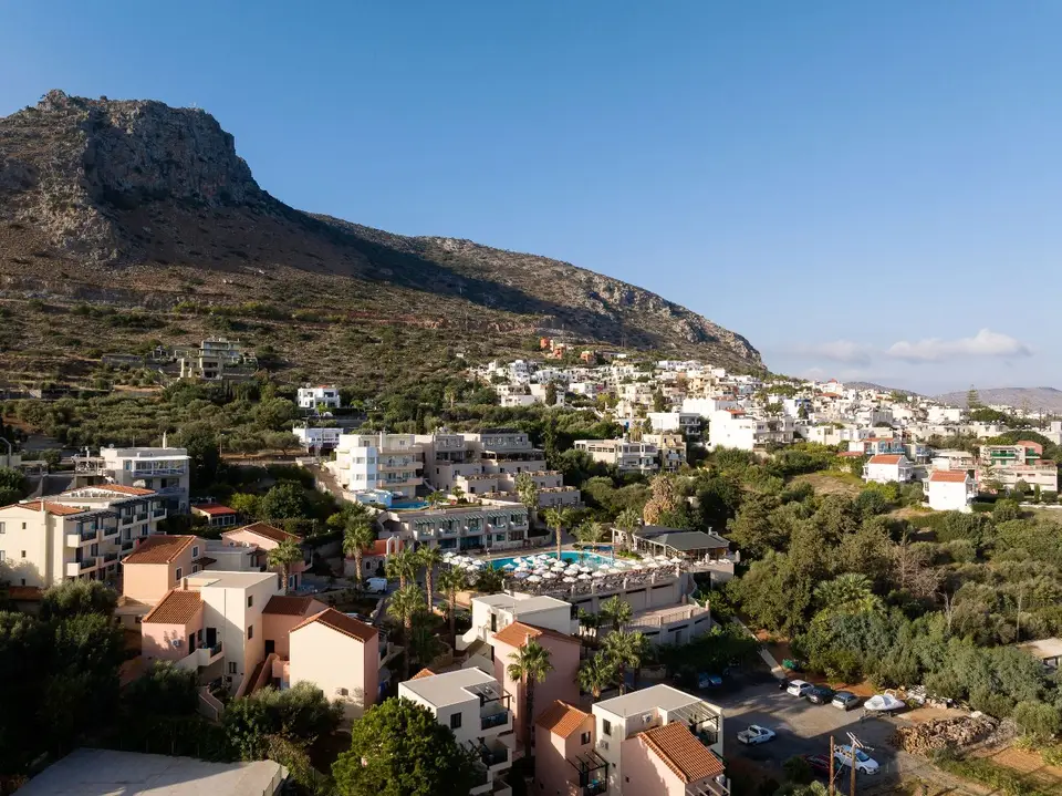 Asterias Village Resort, Piskopiano