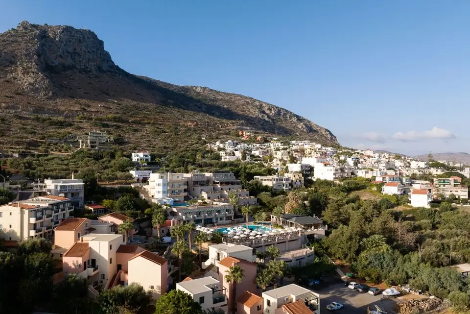 Asterias Village Resort, Piskopiano