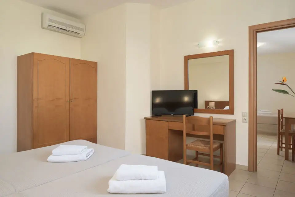 Asterias Village Resort, Piskopiano
