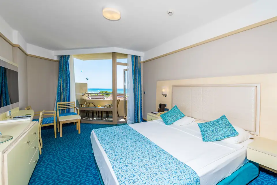 Vonresort Golden Coast, Colakli