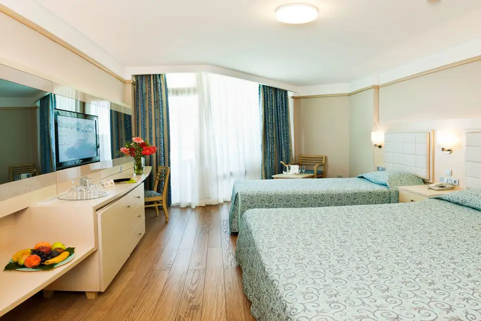Vonresort Golden Coast, Colakli