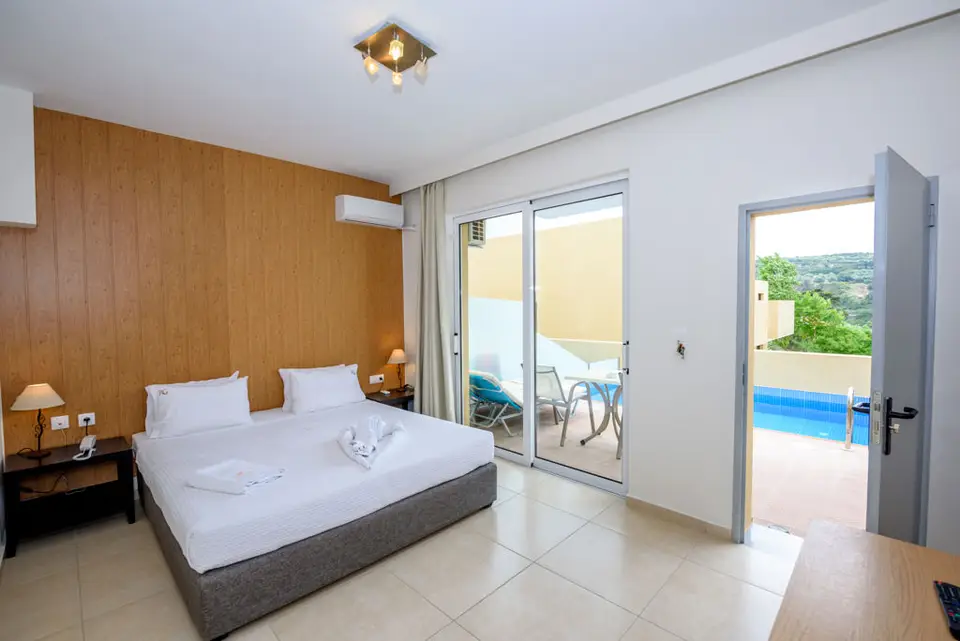 RG Village Crete, Stavromenos
