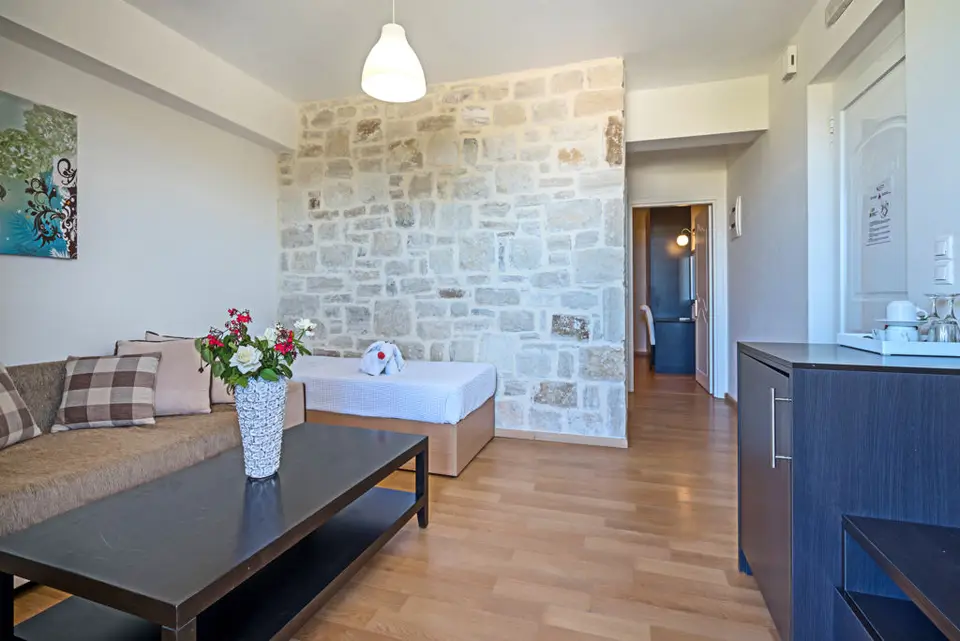 RG Village Crete, Stavromenos